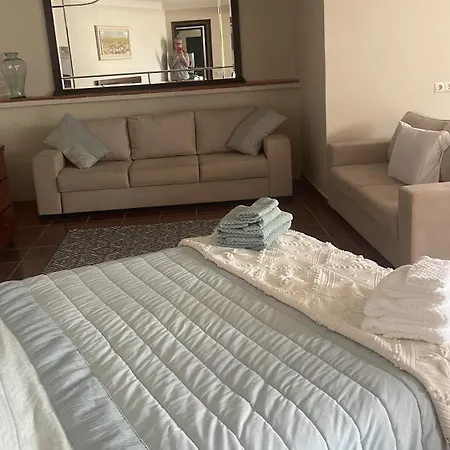 Serenity Gasthuis 4*